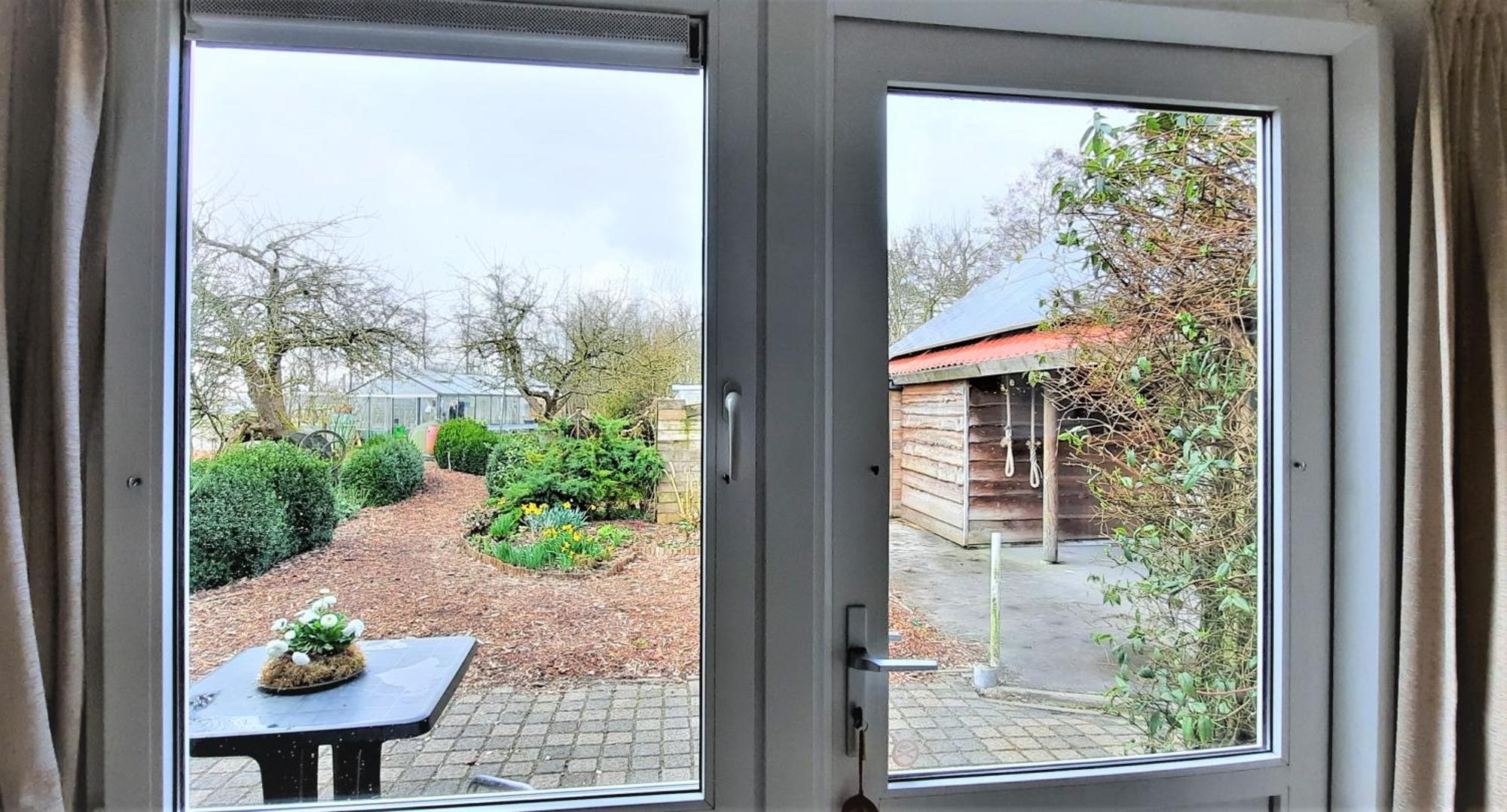 Appartement 2 Met Terras Aan De Tuin Van Op De Roemte Baflo 外观 照片