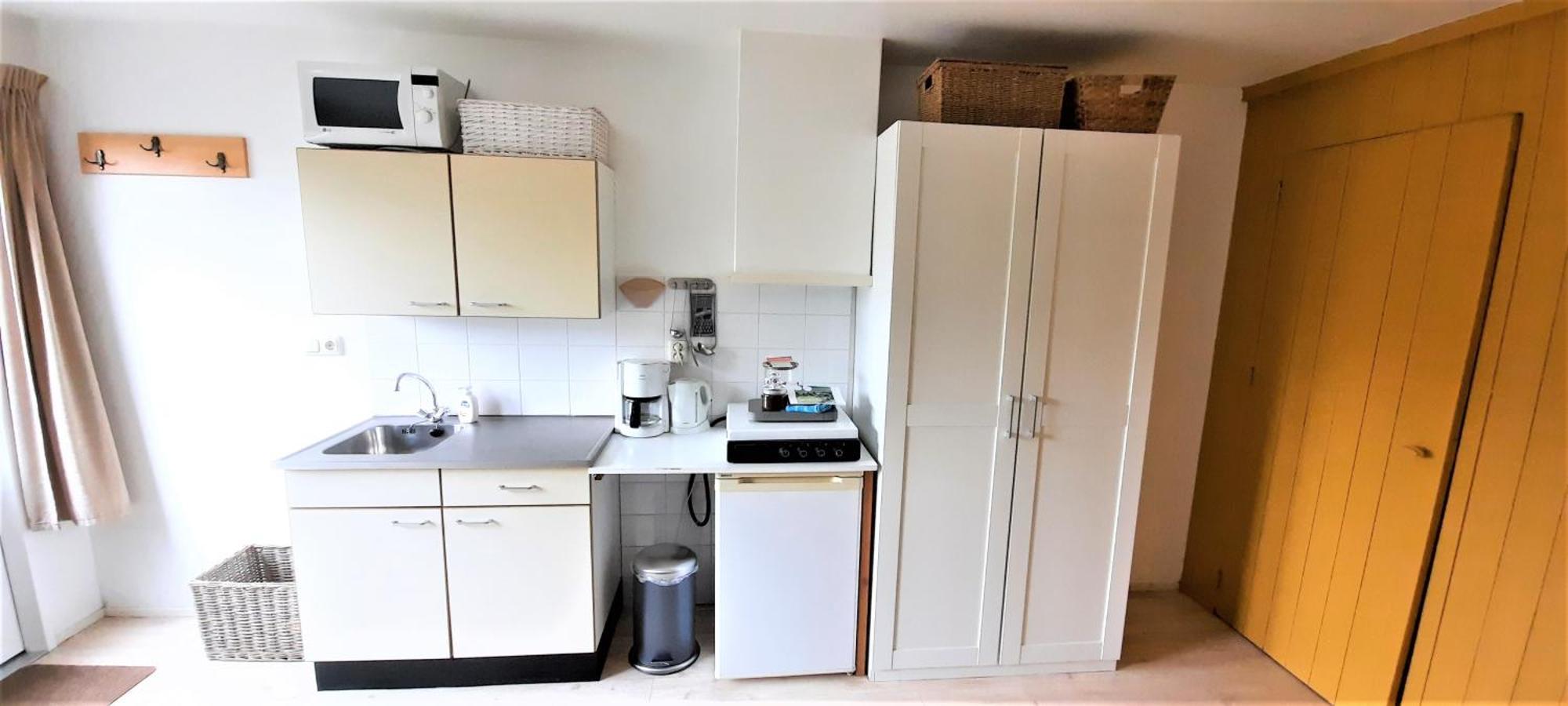 Appartement 2 Met Terras Aan De Tuin Van Op De Roemte Baflo 外观 照片
